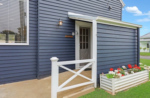 Allansford Haus | The "Old Guide Hall" - PET FRIENDLY