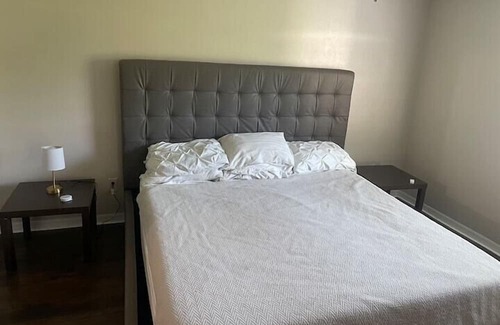 Sunshine Wohnung | 4 Bedroom 831377 by Houzlet