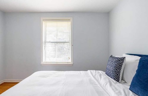 Newtonbrook Haus | Entire house with 5BDR in Prestigious North York!