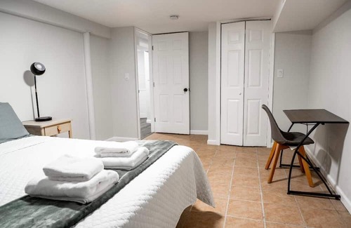 Milford Mill Haus | Charming Urban Retreat