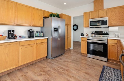 Northwest Reno Haus | 3x2.5 Home with Spectacular Valley Views, pet friendly.