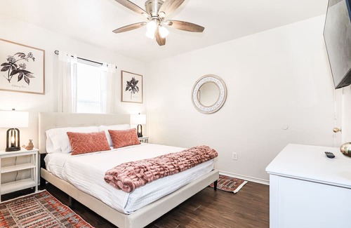 Killeen Wohnung | Unwind in Style: Rent Our Spacious 2BR Apartment. Monthly Rentals Welcome