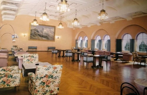 Carezza Haus | Open Space in Grande Hotel