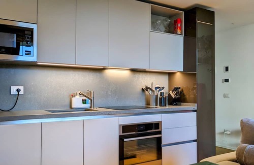 Navigli Wohnung | Modern gem with swimming pool and garage in the heart of Navigli | NABA/Bocconi
