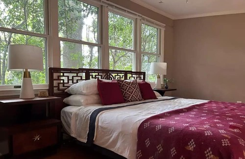 Candler Park Hütte | Retrofun Cottage in Candler Park