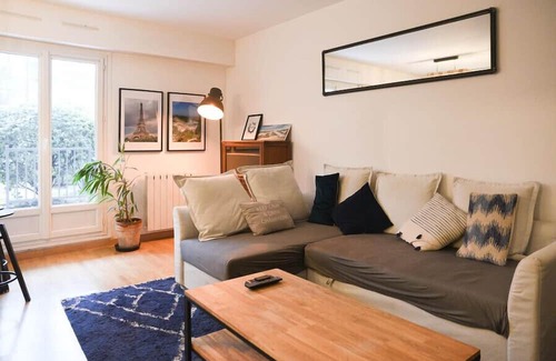 Levallois-Perret Wohnung | Well-located love nest in Levallois-Perret