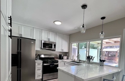 Santee Haus | Sunny San Diego Oasis