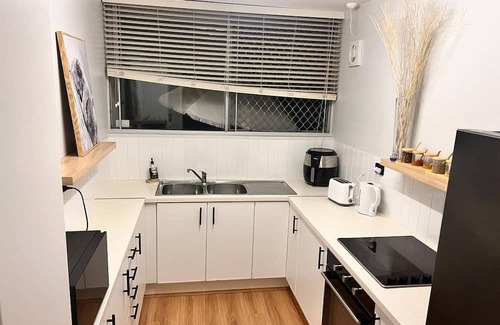 Maylands Wohnung | Entire Apartment next to Lake and Swan River - Green Oasis near the City