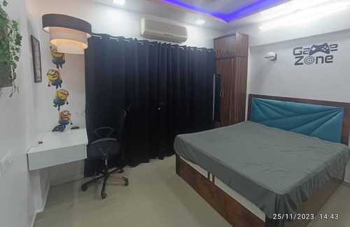 Kharghar Wohnung | A fully equipped 3 BHK with scenic surroundings and modern amenities