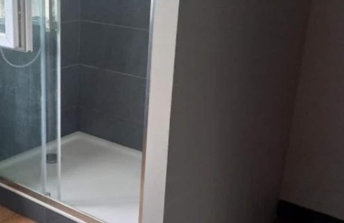 Tarbes Wohnung | Apartment 'Evelyne' with Balcony, Wi-Fi and Air Conditioning