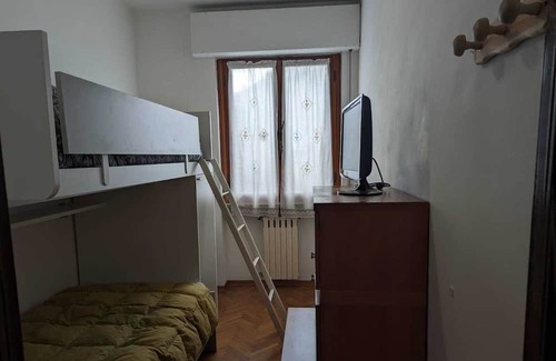 Pieve al Bagnoro Haus | Holiday Home 'Ad Arezzo Equestrian Centre' with Private Terrace and Air Conditioning
