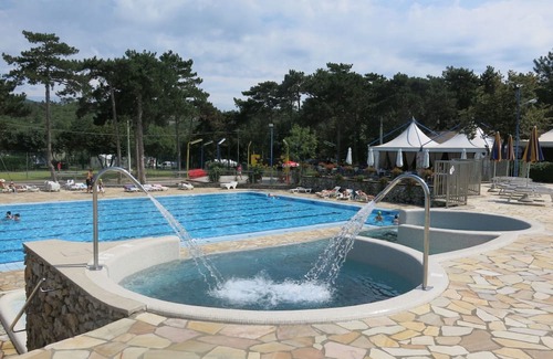 Sistiana Wohnung | Camping Village Mare Pineta 4* by Interhome