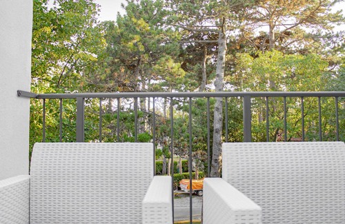 Sistiana Wohnung | Camping Village Mare Pineta 4* by Interhome