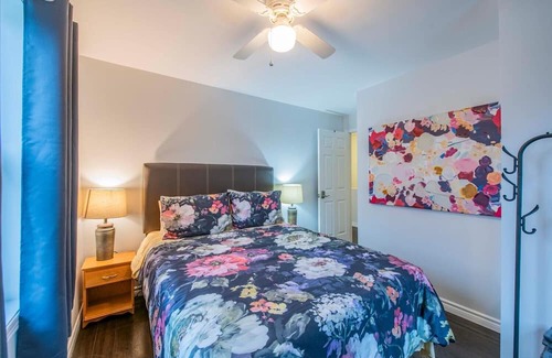 Smiths Falls Haus | Just 175 steps from the world famous Rideau Canal