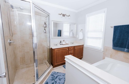 Mechanicsville Haus | Prime Downtown Oasis