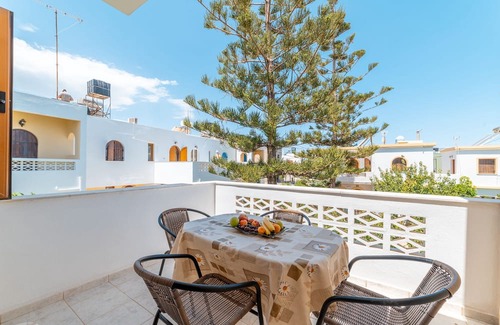 Milatos Beach Wohnung | Seaside near the sea