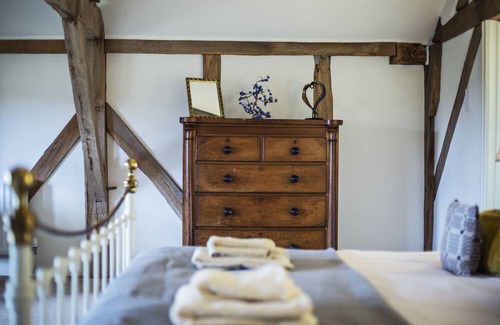 Westbrook Court Haus | Large 6 bedroom holiday home close to Hay on Wye - with incredible views