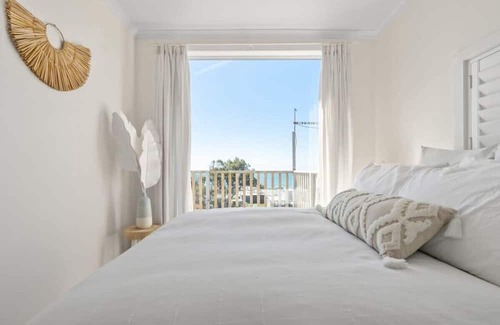 Lulworth Wohnung | Shore to Adore: Near Beach, Ocean Views & WiFi