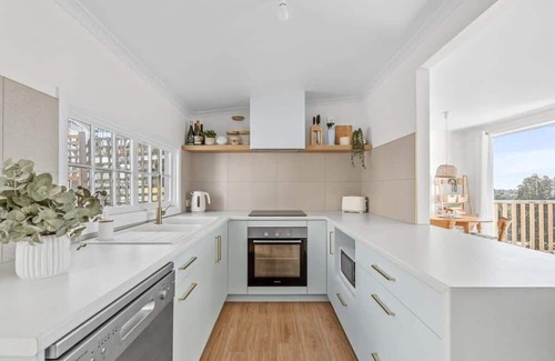 Lulworth Wohnung | Shore to Adore: Near Beach, Ocean Views & WiFi