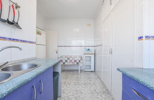 Elcano-Los Bermejales Haus | BERMEJALES EL CANO - ADULTS ONLY - Lovely apartment in Seville with free wifi