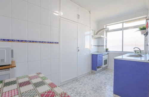 Elcano-Los Bermejales Haus | BERMEJALES EL CANO - ADULTS ONLY - Lovely apartment in Seville with free wifi