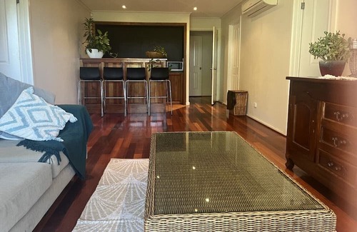 Yarra Glen Wohnung | Private wing in the heart of Yarra Glen