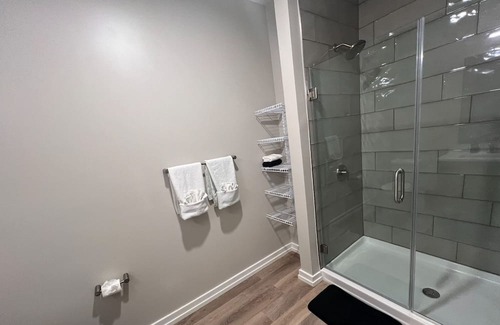 King of Prussia Wohnung | Stunning Modern Large Guest Suite