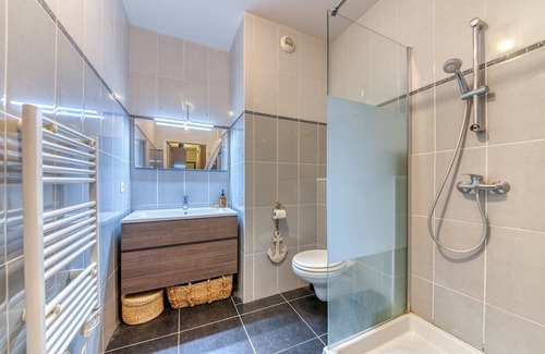 Grand Lyon Wohnung | GuestReady - Tranquil Haven near the Saône