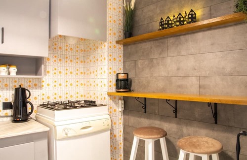 Alsancak Wohnung | Gorgeous Flat with Balcony in Izmir Konak