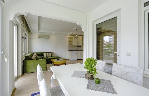 Tosmur Belediyesi Wohnung | Roomy Flat With Pool in a Luxury Complex in Alanya