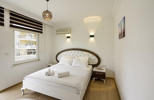 Tosmur Belediyesi Wohnung | Roomy Flat With Pool in a Luxury Complex in Alanya
