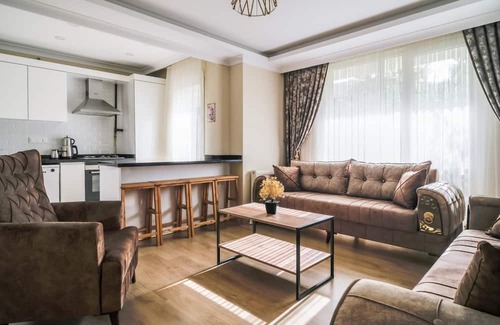 Bakırkoy Wohnung | Cozy Flat 10 min to Aqua Florya Mall in Bakirkoy