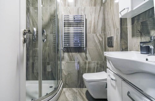 Bakırkoy Wohnung | Cozy Flat 10 min to Aqua Florya Mall in Bakirkoy