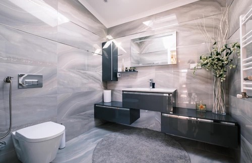 Kartal Wohnung | Sea View Flat w Terrace, Jacuzzi Near Kartal Coast