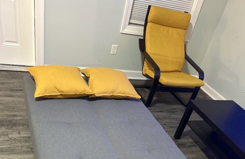 Chesapeake Wohnung | 1QBed 1Bath/Fast WI-FI/No clean Fee/Keyless Entry