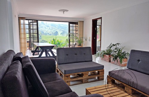 La Estrella Hütte | Casa Campestre , Sobre la vía a los Termales