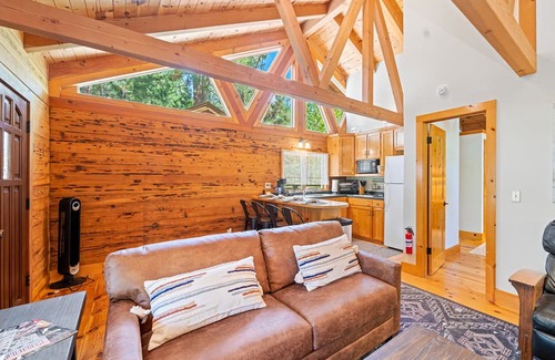 Sloat Haus | 5 Private Dwellings at The Lost Sierra Ranch w Fishing Ponds & 1 Mile Riverfront