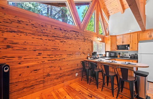 Sloat Kabine | The River Cabins @ The Lost Sierra Ranch w/ Fishing Ponds & 1 Mile of Riverfront