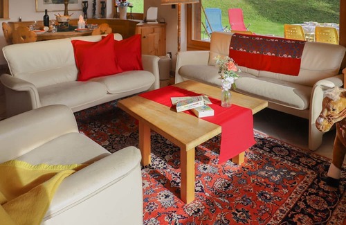 Klosters Platz Wohnung | Under Planätsch by Interhome