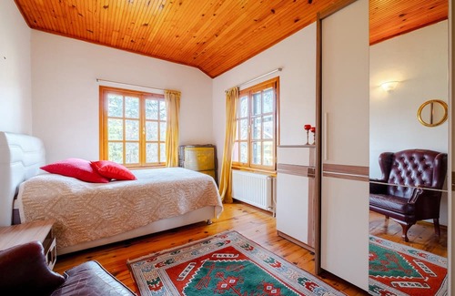 Masukiye Haus | Dreamy Duplex Villa with Huge Garden in Kocaeli