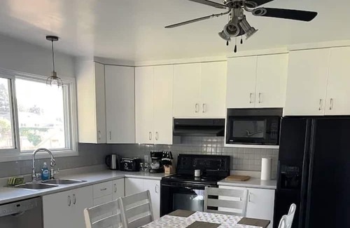 Thunder Bay Haus | Spacious and comfy 4 bedroom home!