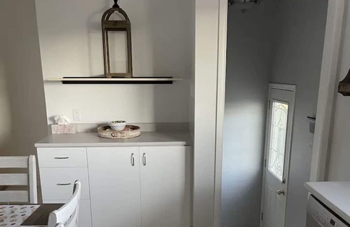 Thunder Bay Haus | Spacious and comfy 4 bedroom home!
