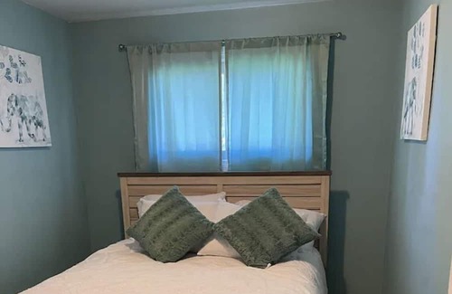 Thunder Bay Haus | Spacious and comfy 4 bedroom home!