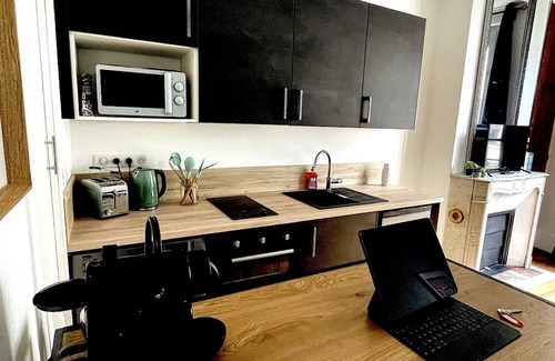 Dreux Wohnung | Dreux #3 - Comfortable studio on main and pedestrian street