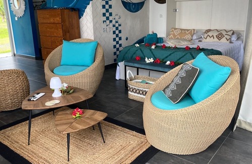 Teahupoo Haus | Bungalow Lagoon View Suite - ideal for 1 to 2 people, calm, view and comfort.