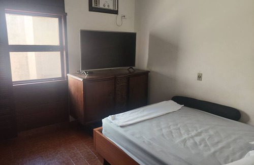 Lazaro Haus | Casa Aconchegante a 100 m da Praia do Lázaro em Ubatuba. Estacionamento Proprio