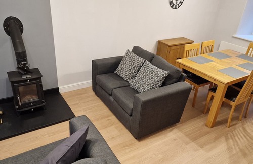 Rhiwbryfdir Hütte | Comfortable Mountain-View Cottage