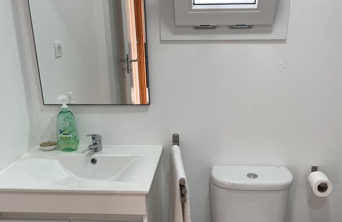 Bouvet Island Kabine | Modern Private Cabin in Praia Da Salema. Ideal for a quiet escape!