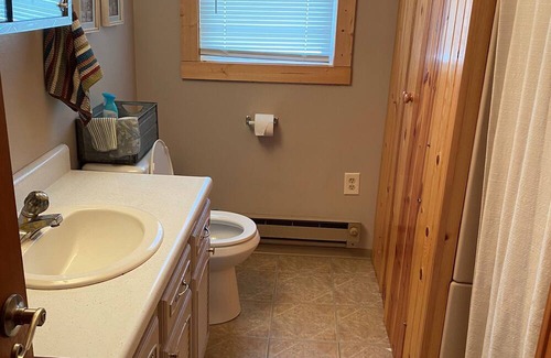 Bon Homme County Kabine | Cozy Cabin along Apple tree road with access to boat ramp for boating & fishing