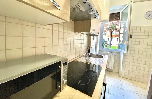 Binda Wohnung | Flanking the Navigli, Modern and Spacious, with M2 Famagosta Subway